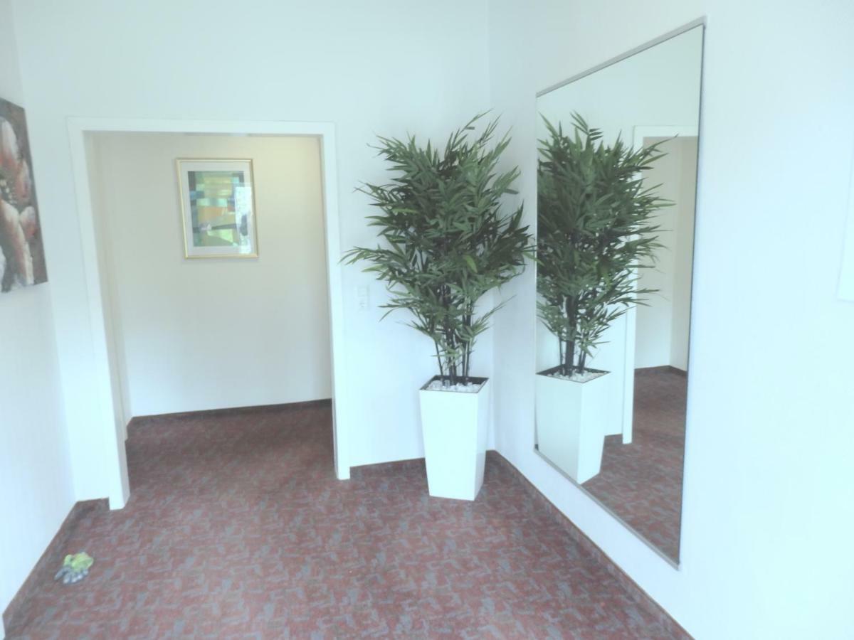 Zur Saale Hotel Weissenfels Bagian luar foto