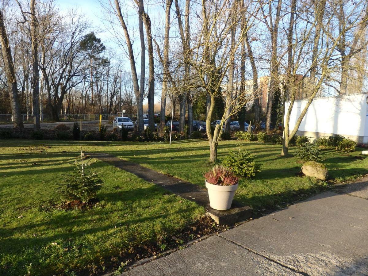 Zur Saale Hotel Weissenfels Bagian luar foto