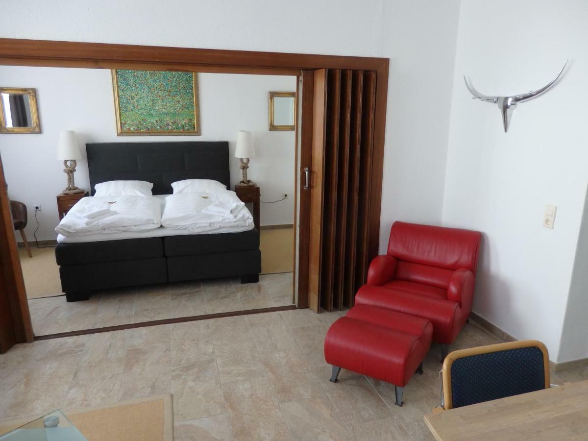 Zur Saale Hotel Weissenfels Bagian luar foto