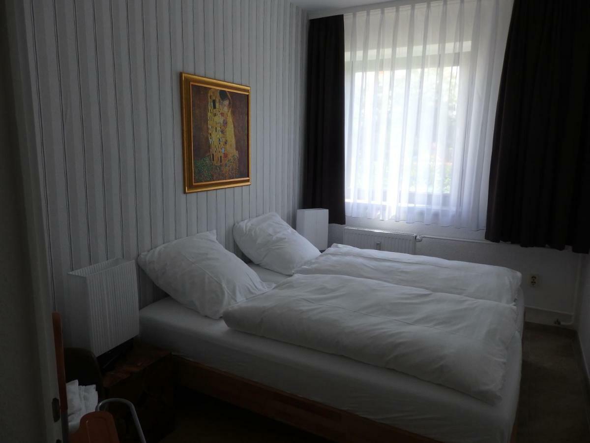 Zur Saale Hotel Weissenfels Bagian luar foto